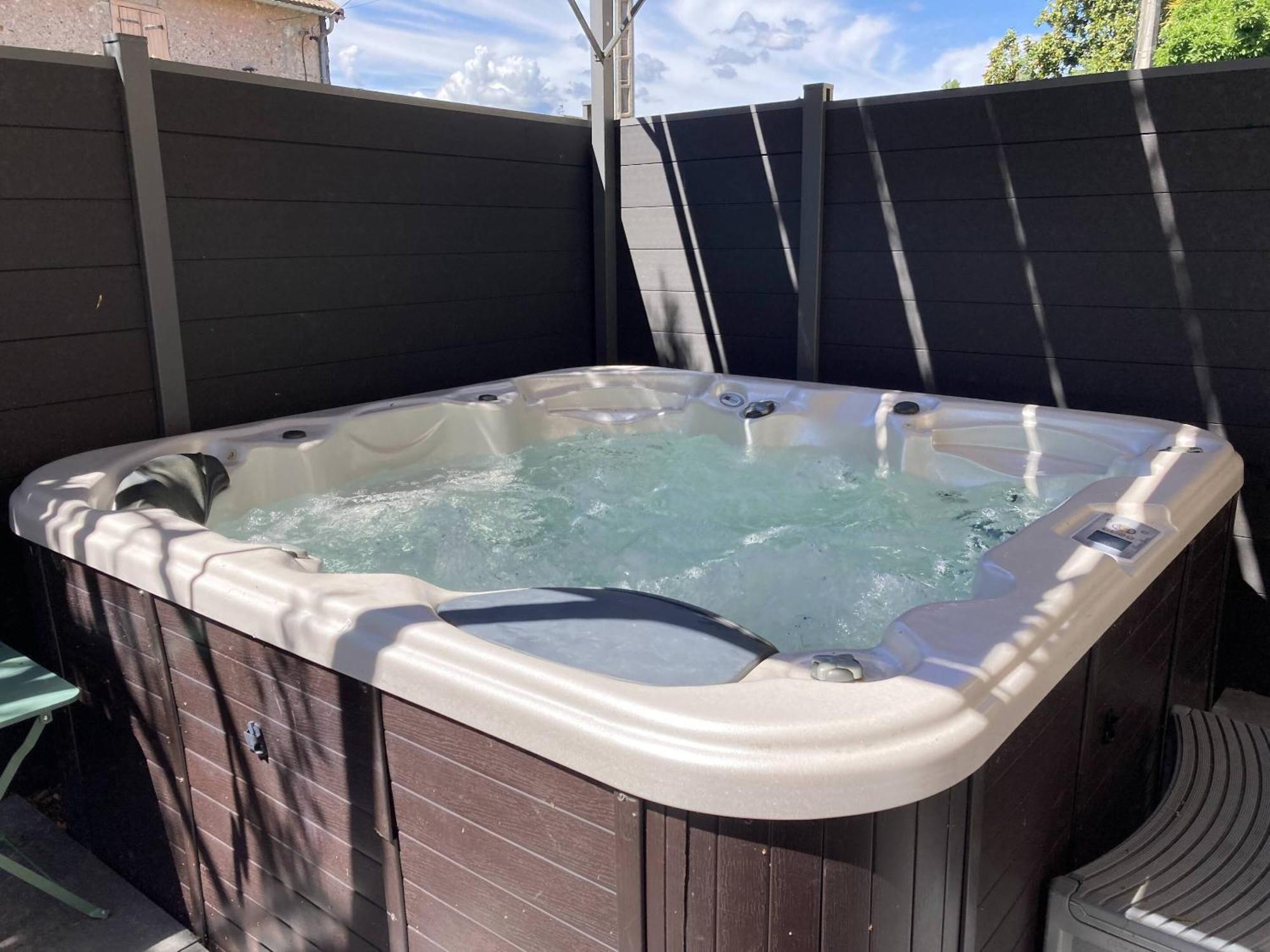 Location Appartement Des Pyrenees Borderes-sur-l'Echez Bagian luar foto