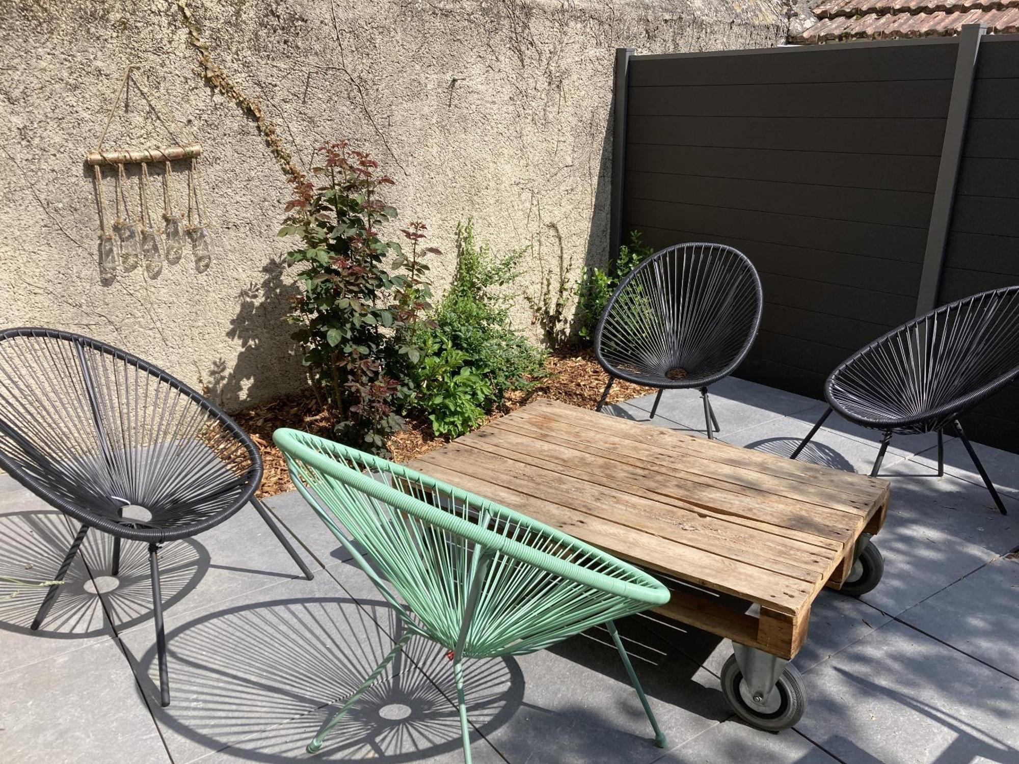 Location Appartement Des Pyrenees Borderes-sur-l'Echez Bagian luar foto