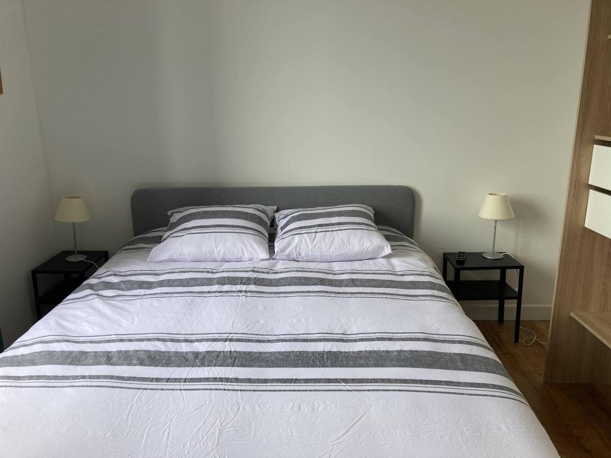 Location Appartement Des Pyrenees Borderes-sur-l'Echez Ruang foto