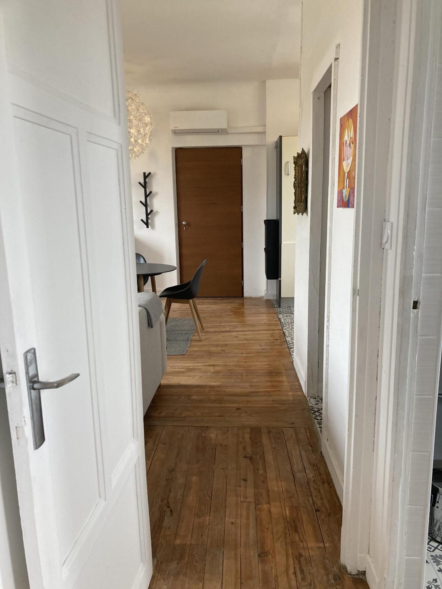 Location Appartement Des Pyrenees Borderes-sur-l'Echez Ruang foto