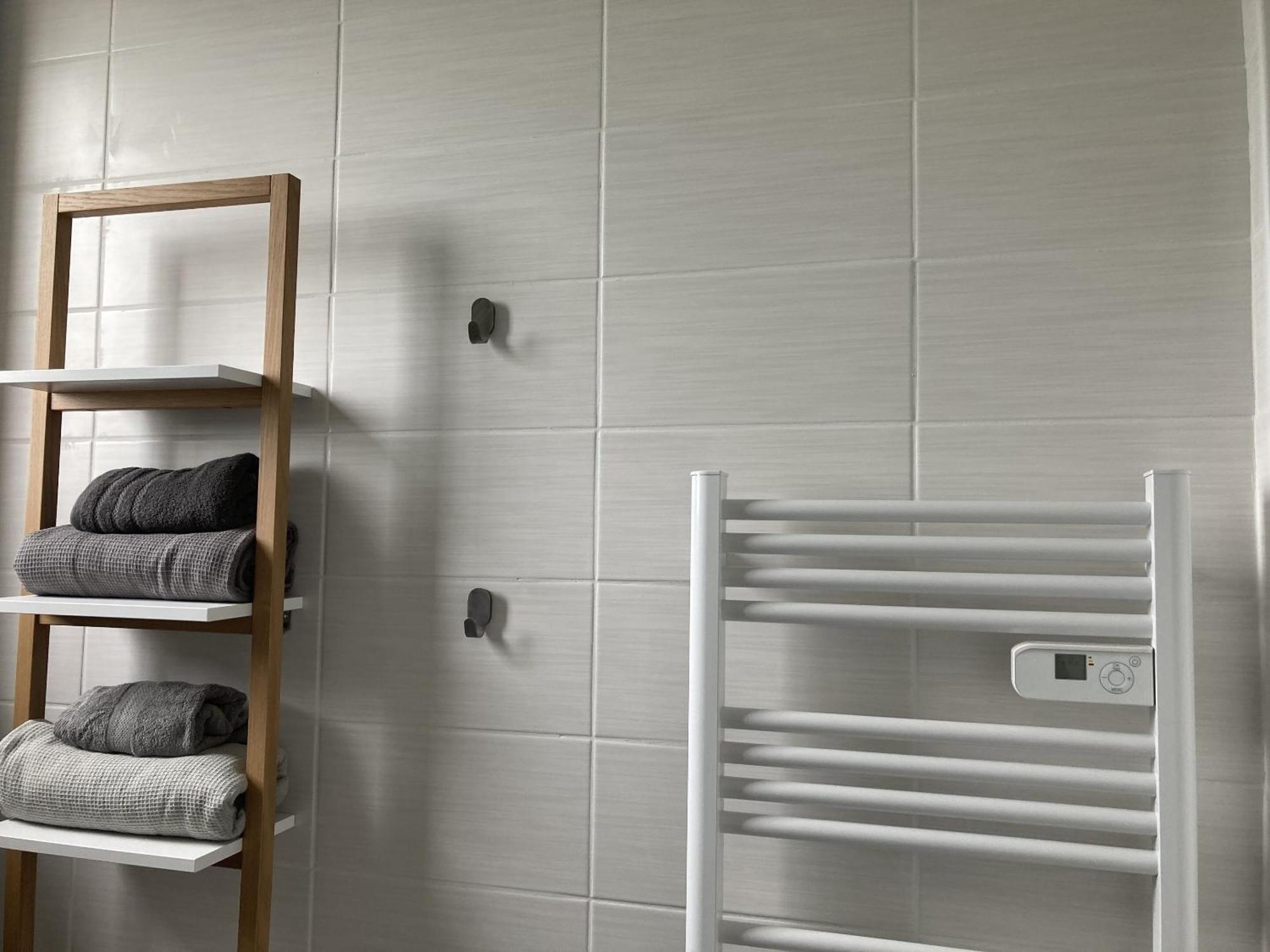 Location Appartement Des Pyrenees Borderes-sur-l'Echez Ruang foto