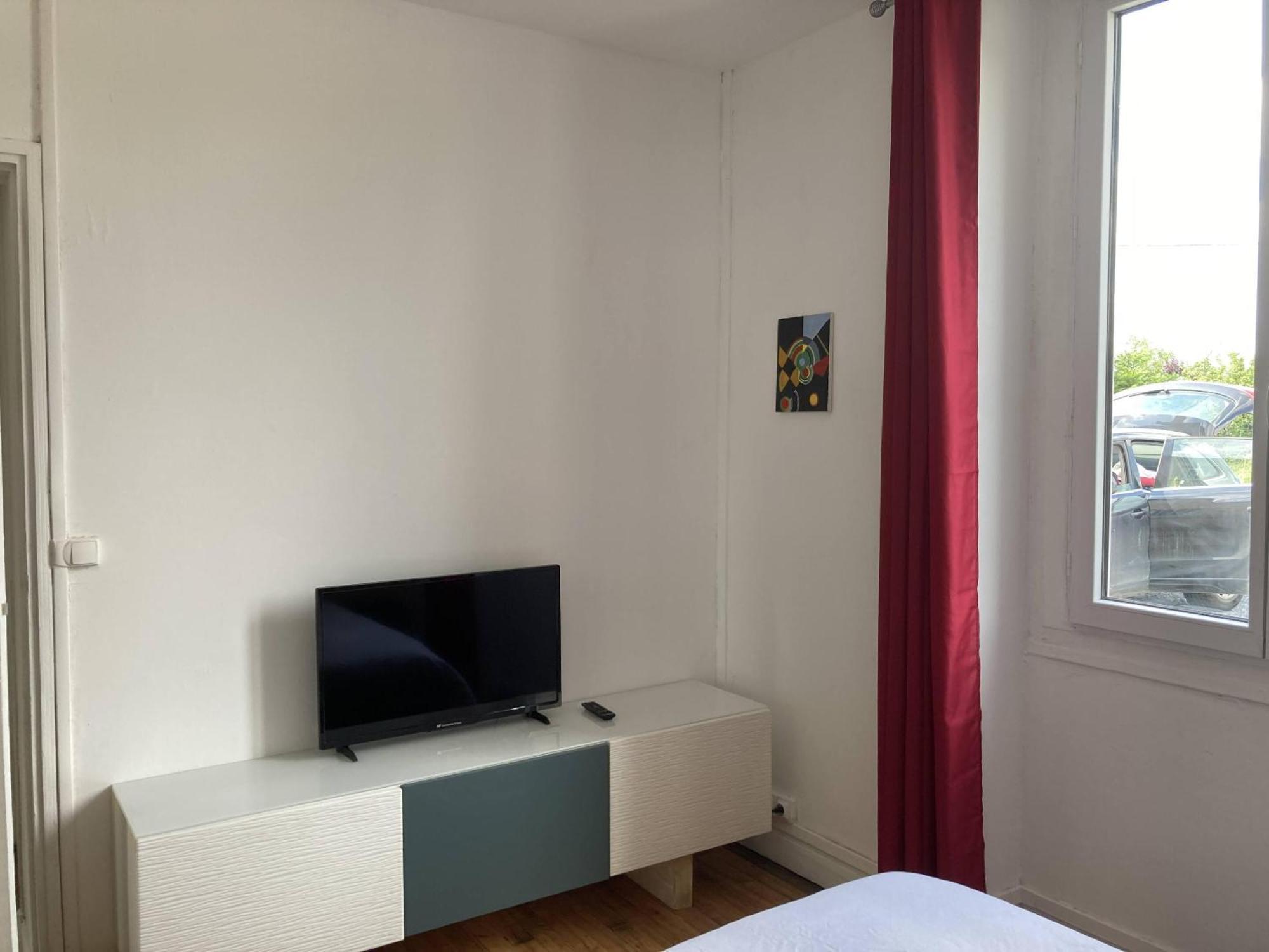 Location Appartement Des Pyrenees Borderes-sur-l'Echez Ruang foto