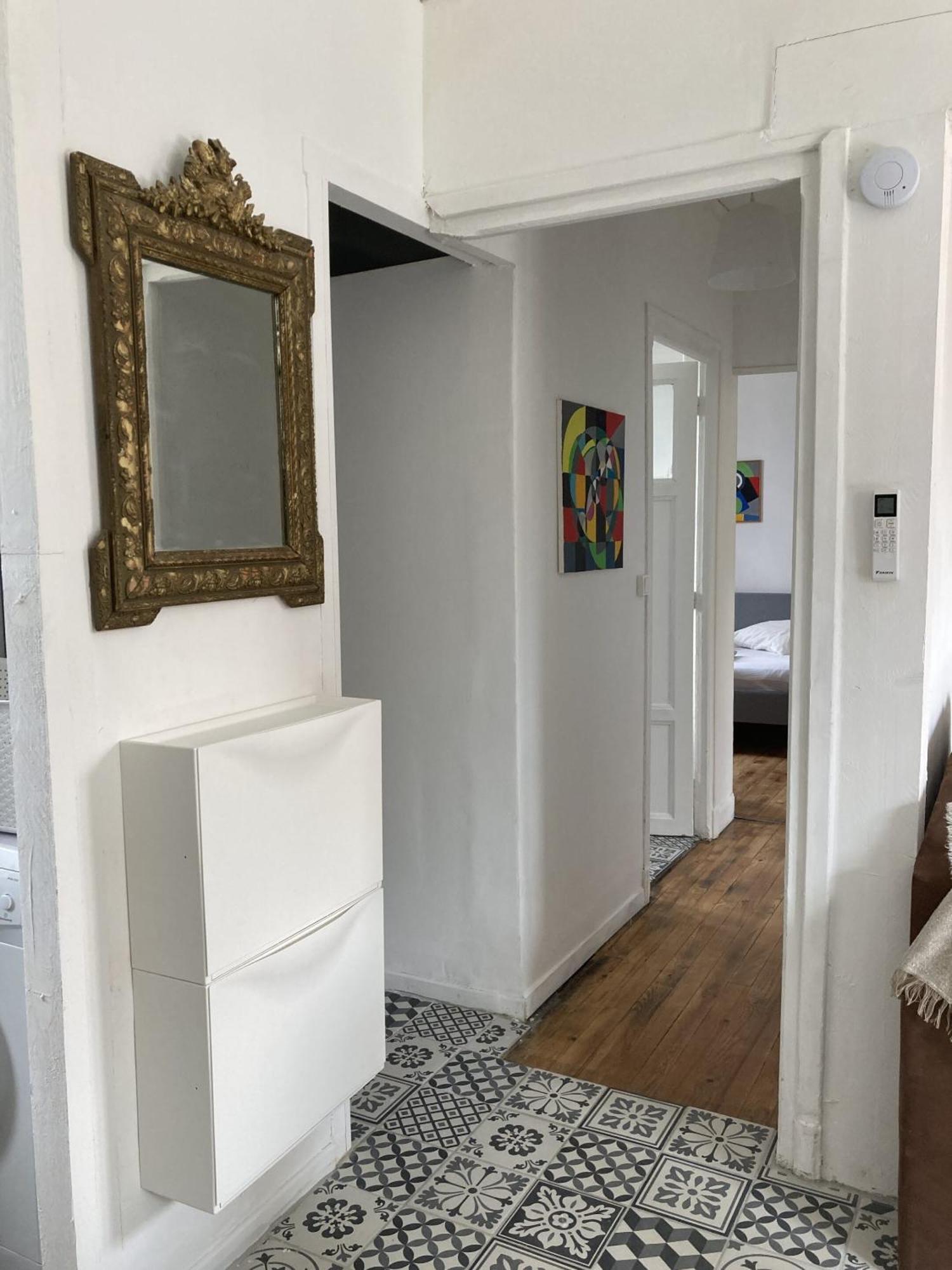 Location Appartement Des Pyrenees Borderes-sur-l'Echez Ruang foto