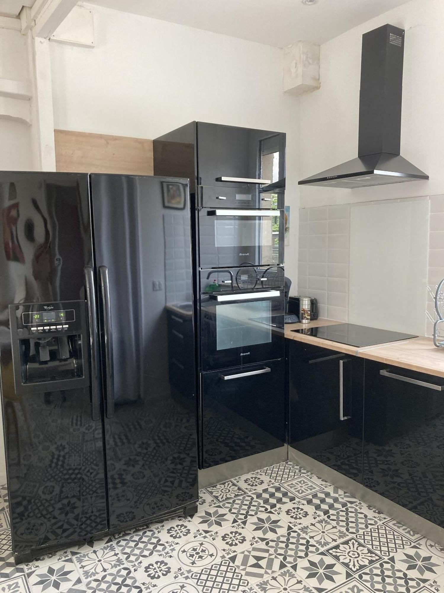 Location Appartement Des Pyrenees Borderes-sur-l'Echez Ruang foto