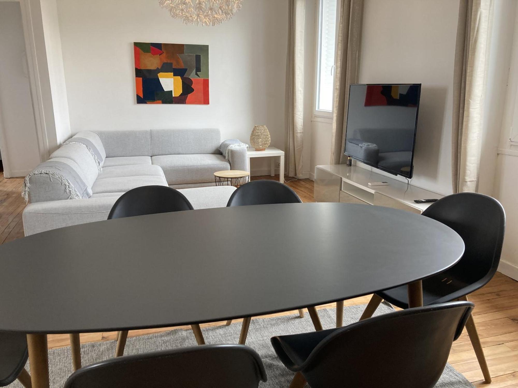 Location Appartement Des Pyrenees Borderes-sur-l'Echez Ruang foto