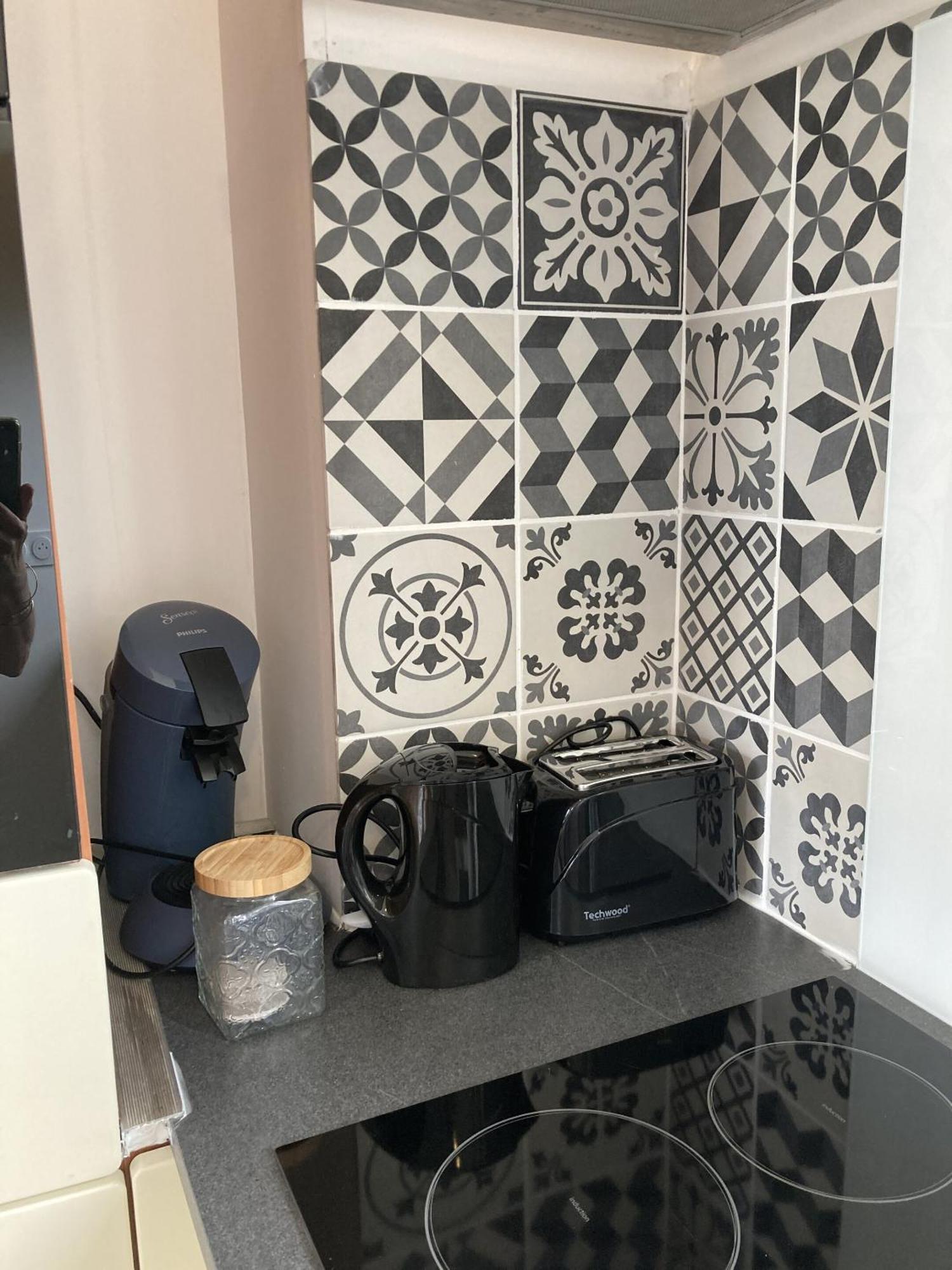 Location Appartement Des Pyrenees Borderes-sur-l'Echez Ruang foto